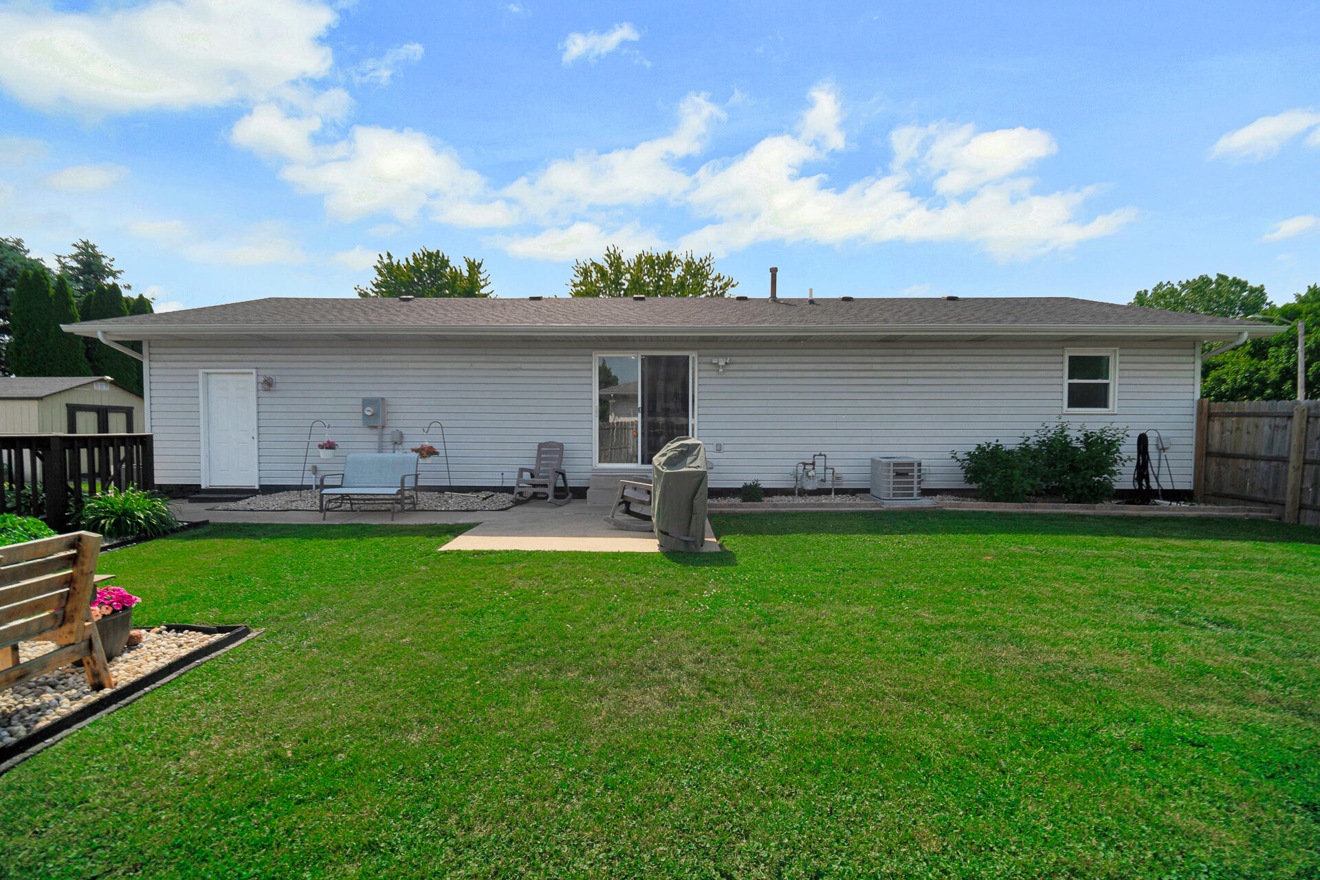 3273 Morningside Street