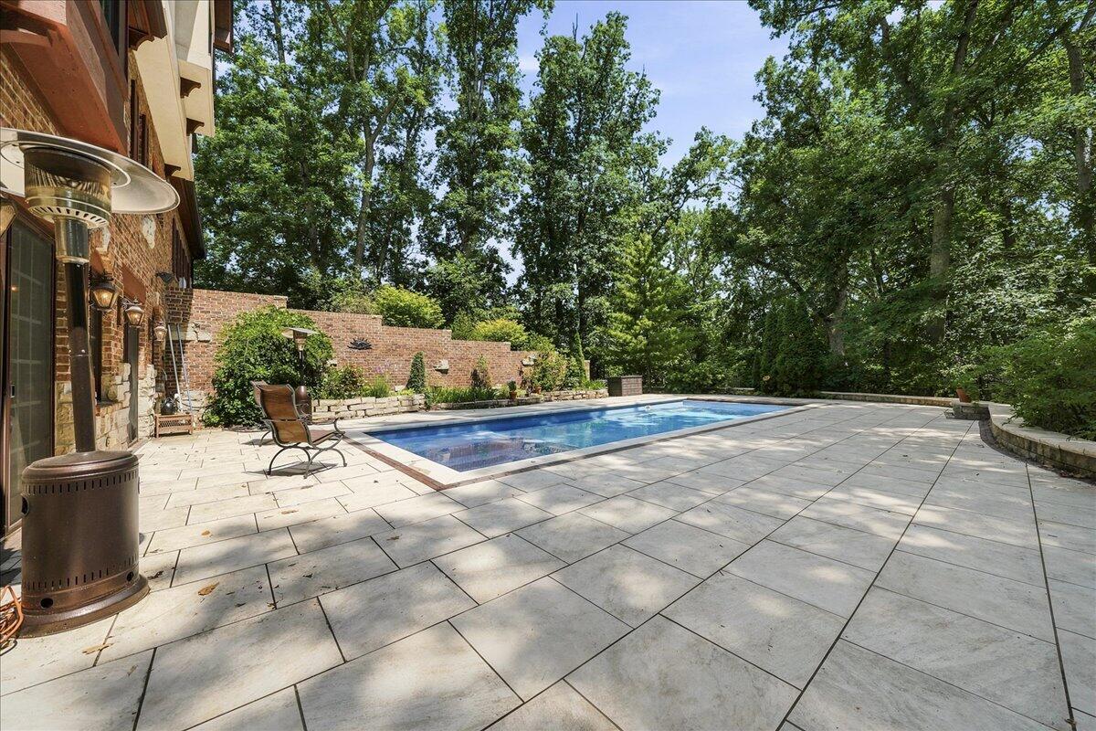 1009 Foy Court