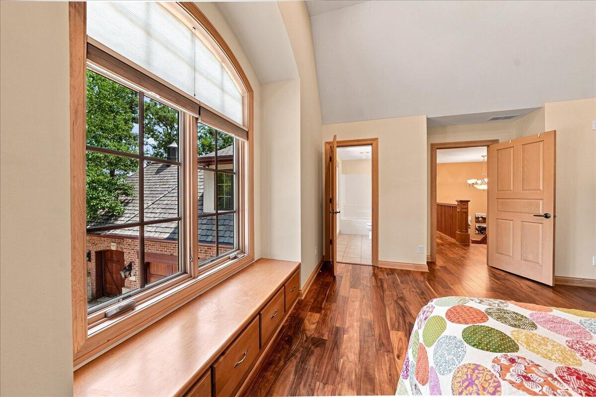 1009 Foy Court
