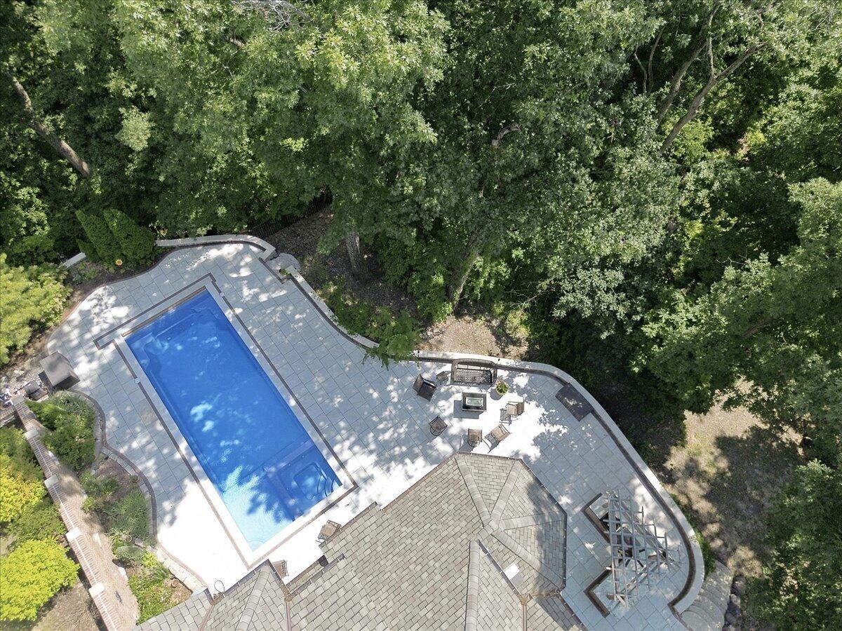 1009 Foy Court