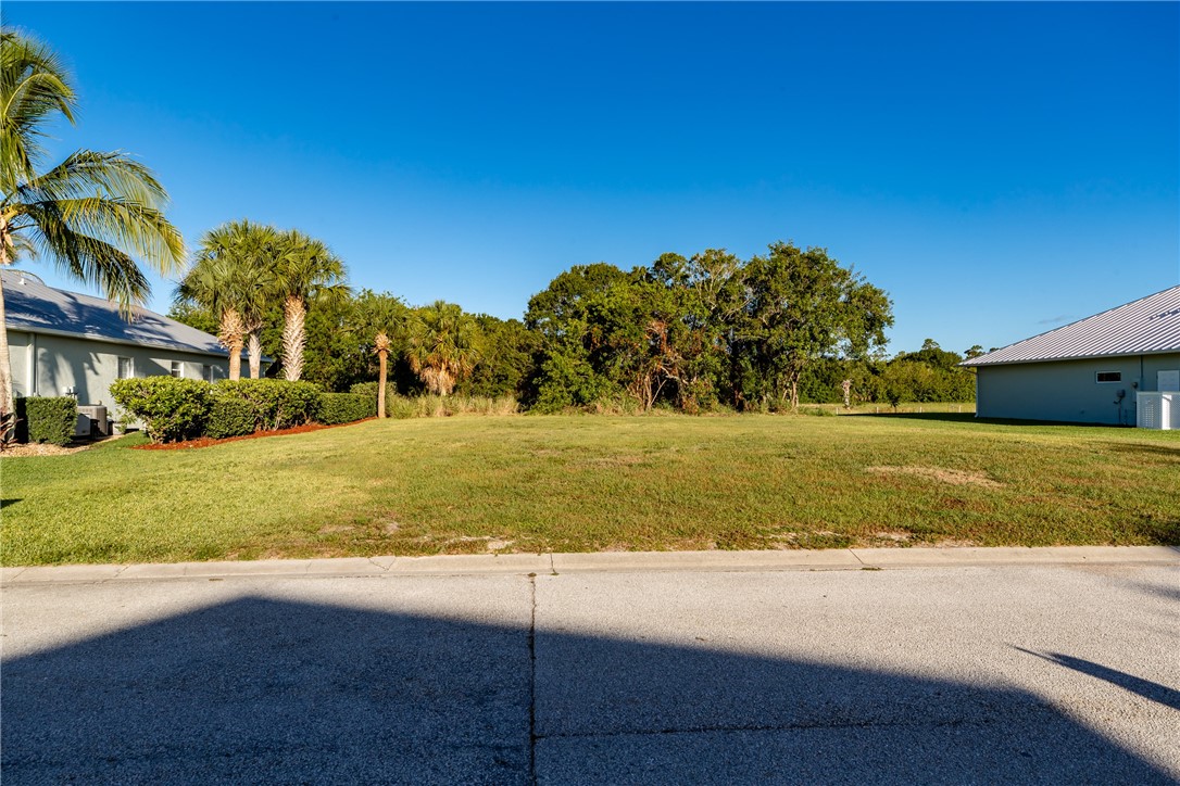 6405 Tropical Way