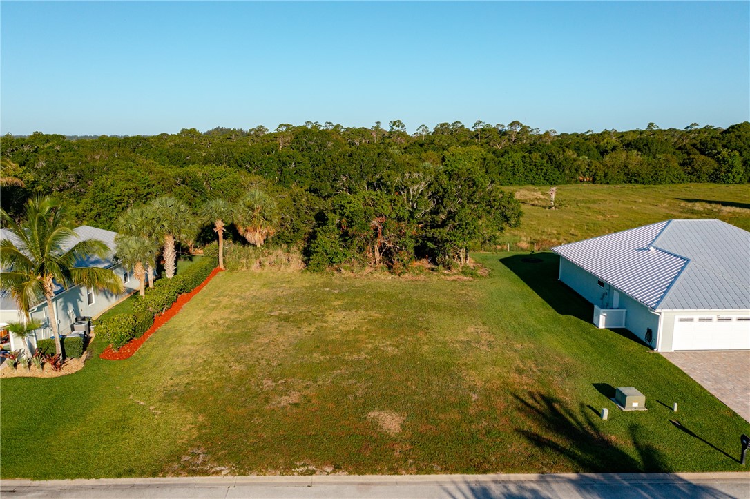 6405 Tropical Way