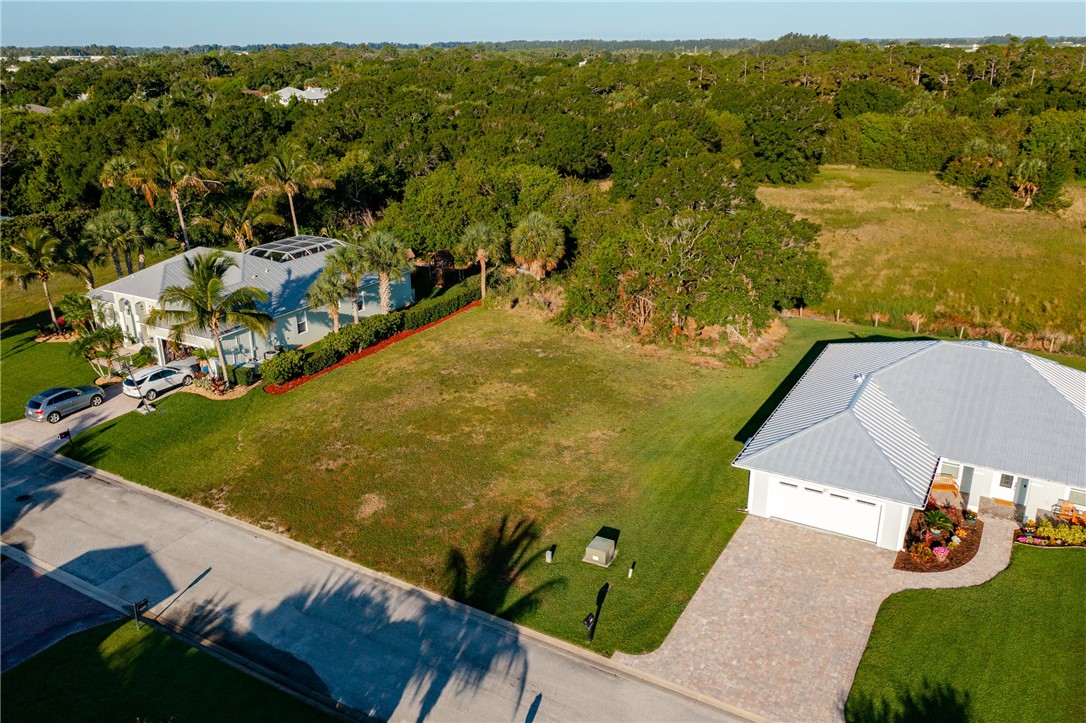 6405 Tropical Way