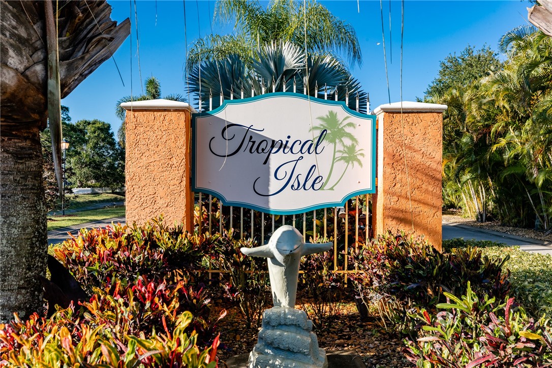 6405 Tropical Way