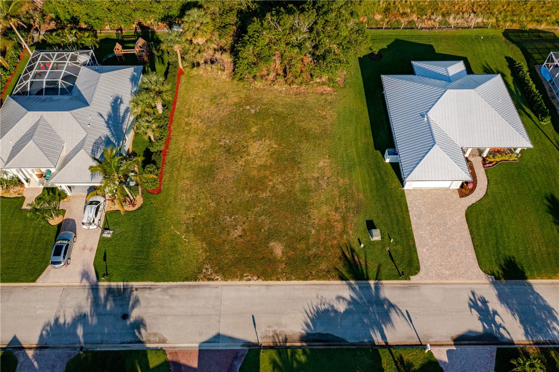 6405 Tropical Way