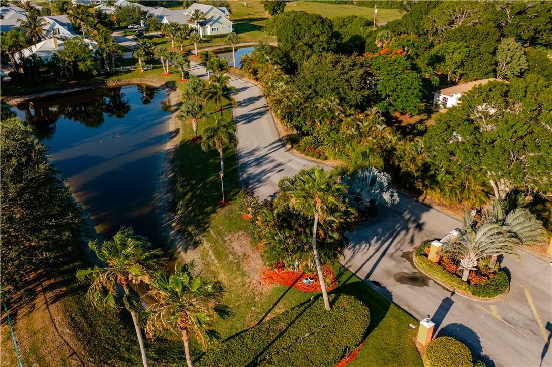 6405 Tropical Way
