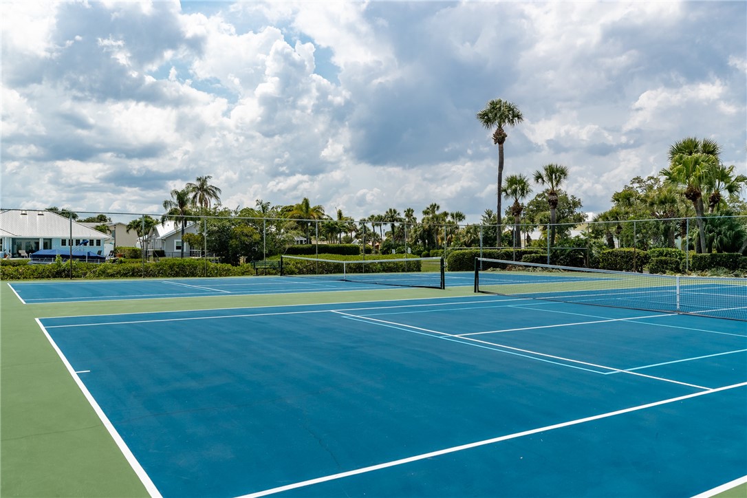 1825 Tarpon Lane Unit: H103
