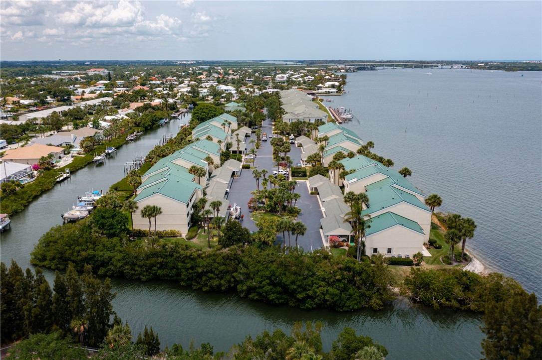 1825 Tarpon Lane Unit: H103