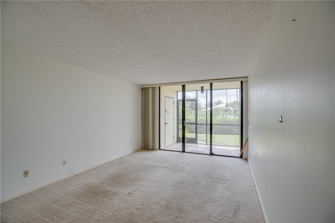 1825 Tarpon Lane Unit: H103