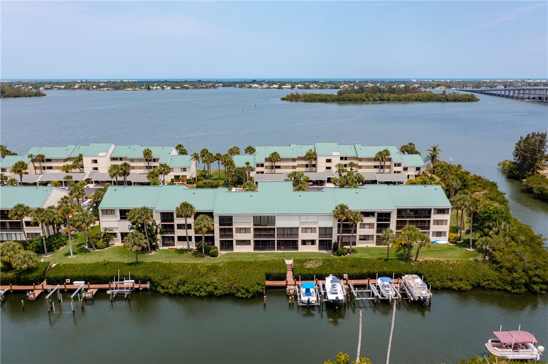 1825 Tarpon Lane Unit: H103