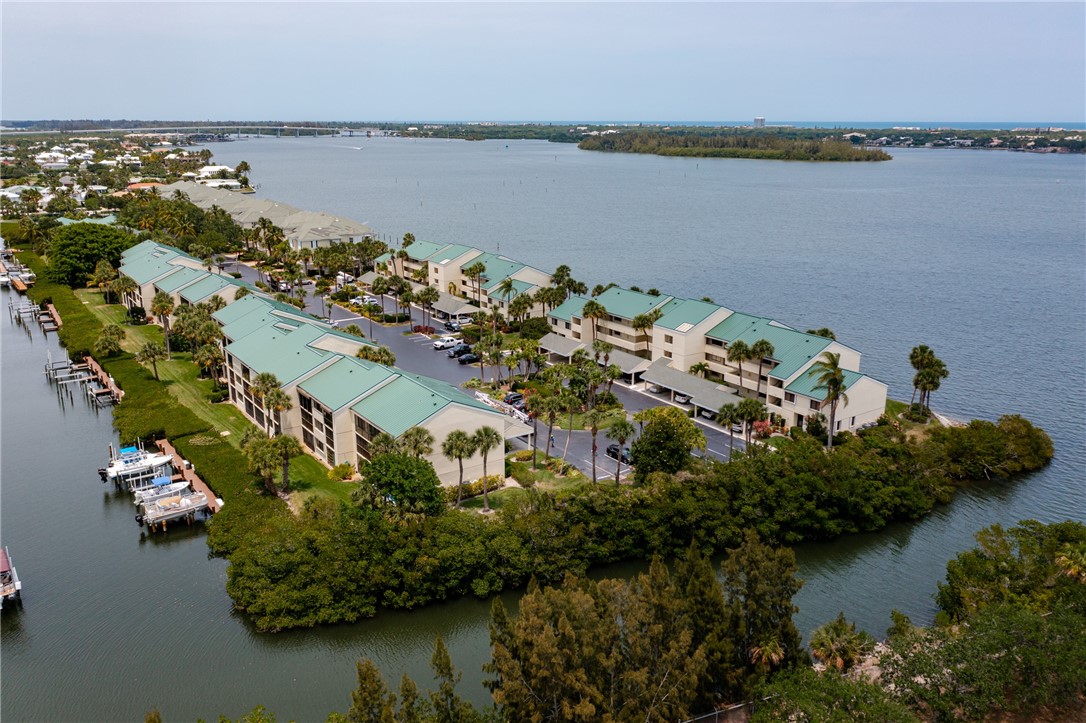 1825 Tarpon Lane Unit: H103