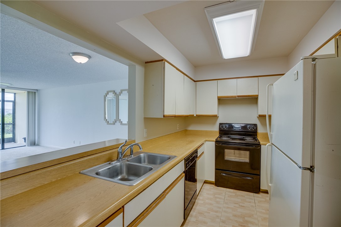 1825 Tarpon Lane Unit: H103