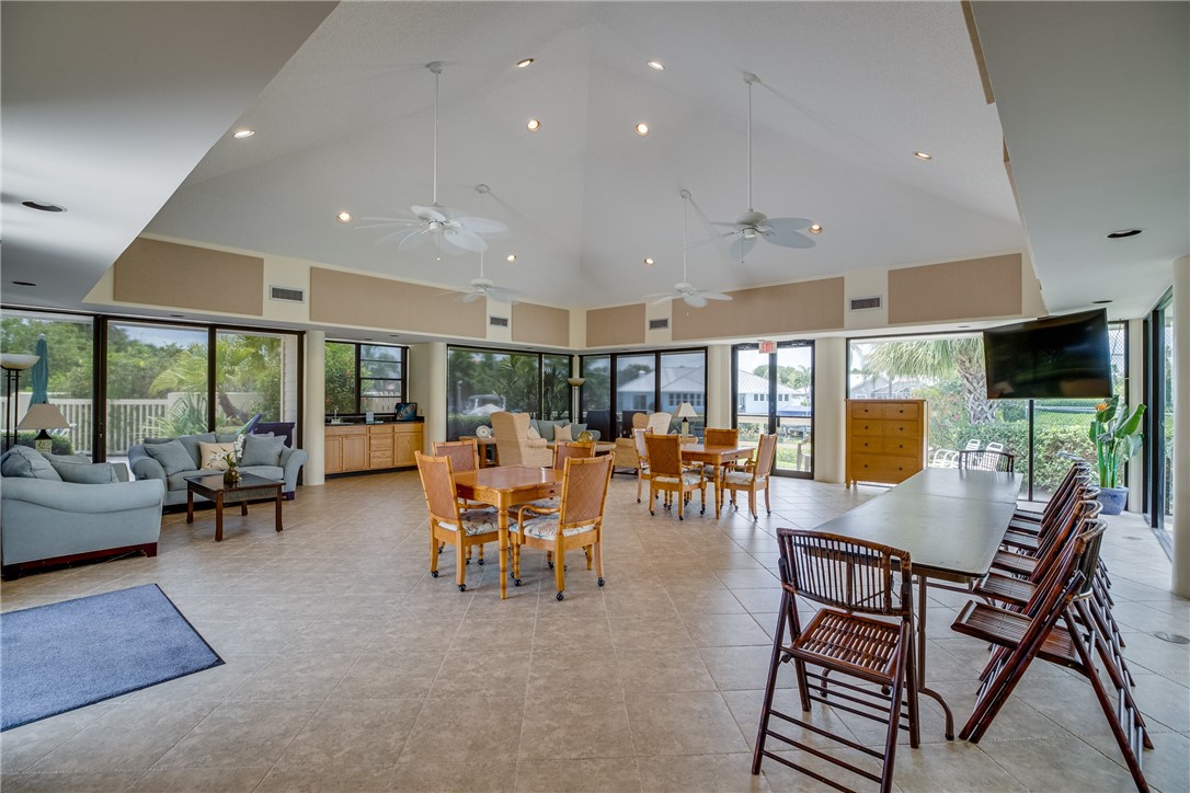 1825 Tarpon Lane Unit: H103