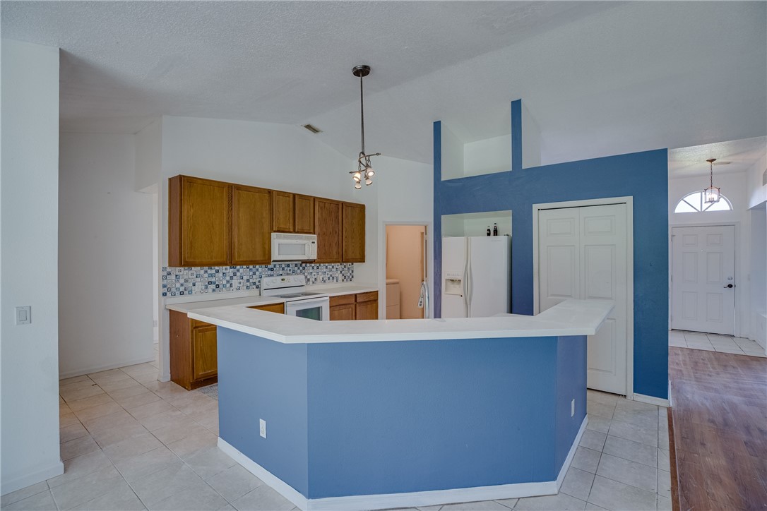 2614 Serenity Circle N