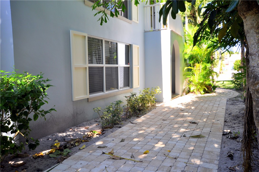 924 Coquina Lane Unit: 3
