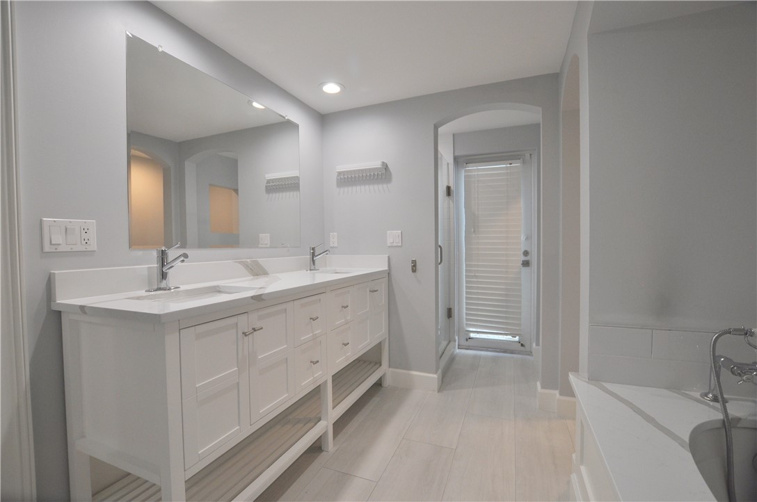 924 Coquina Lane Unit: 3