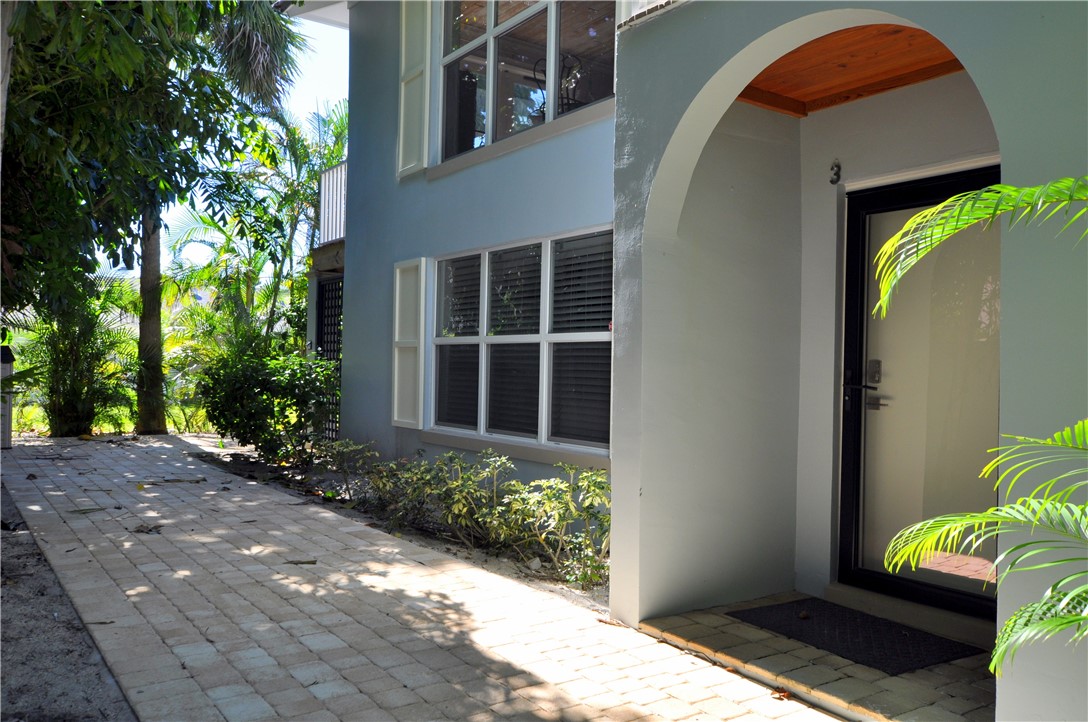924 Coquina Lane Unit: 3