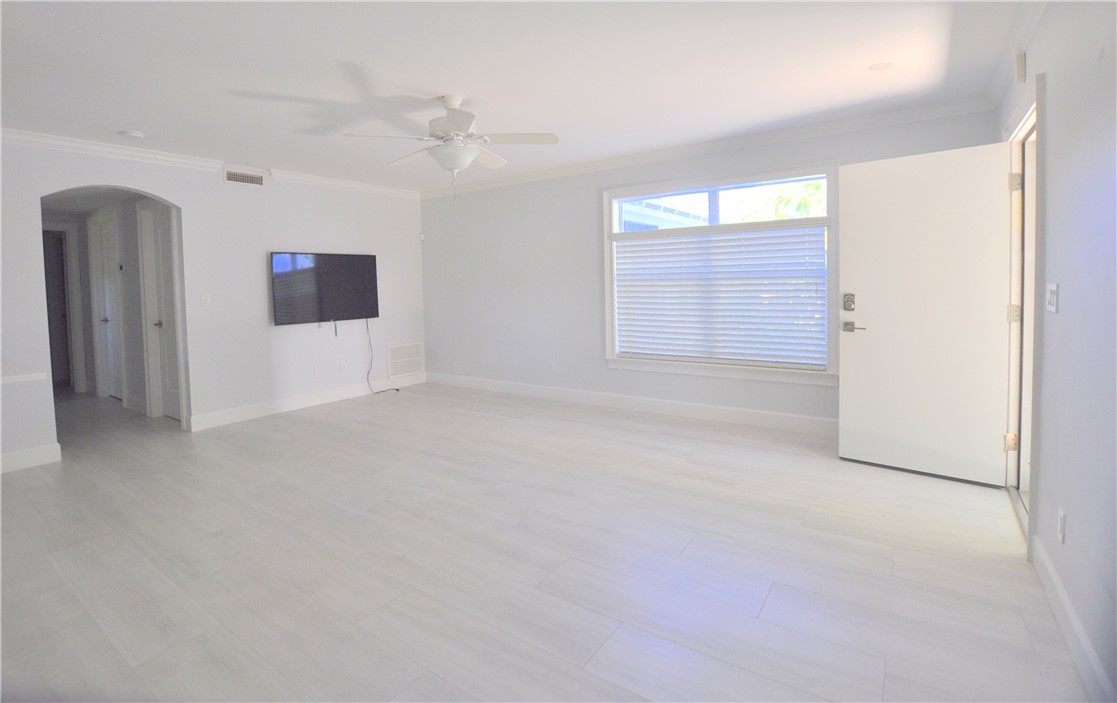 924 Coquina Lane Unit: 3