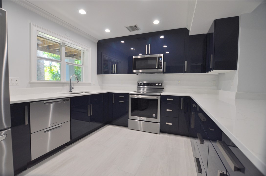 924 Coquina Lane Unit: 3
