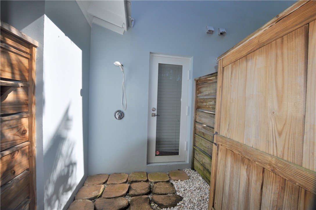 924 Coquina Lane Unit: 3