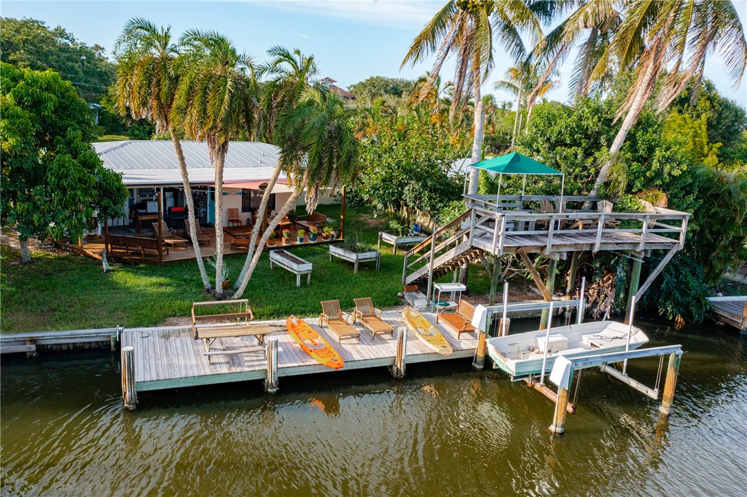 423 River Prado