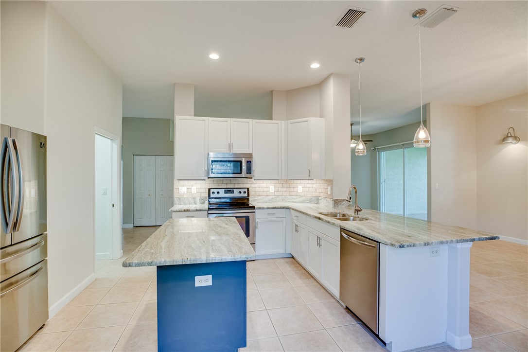 3801 Kitty Hawk Lane SW