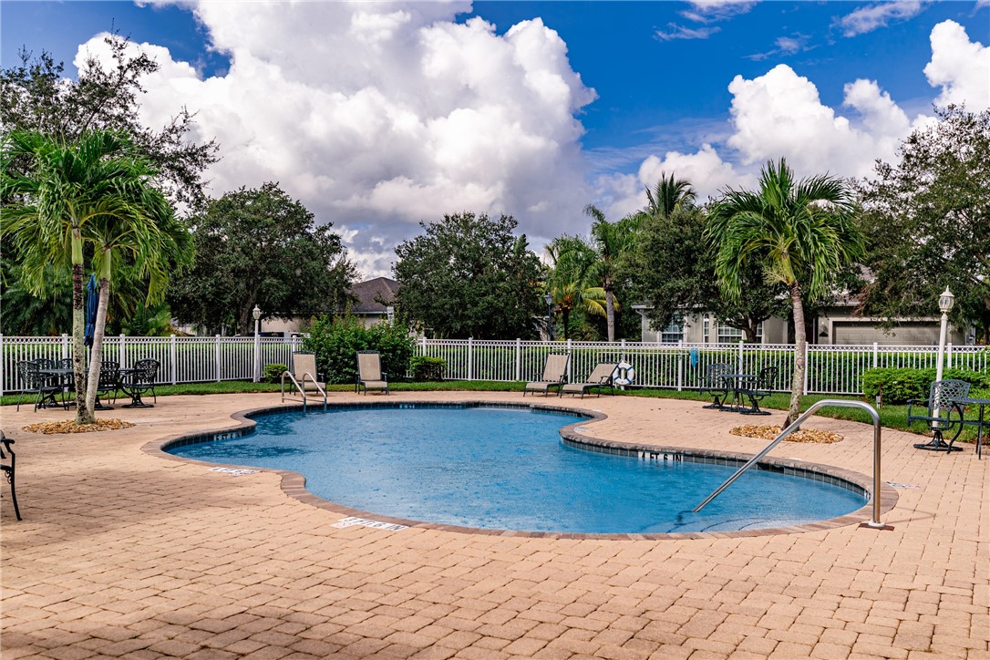 3801 Kitty Hawk Lane SW