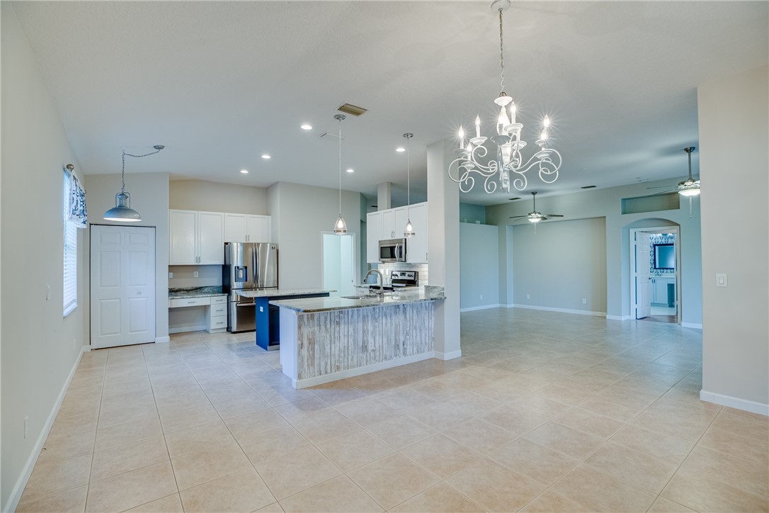 3801 Kitty Hawk Lane SW