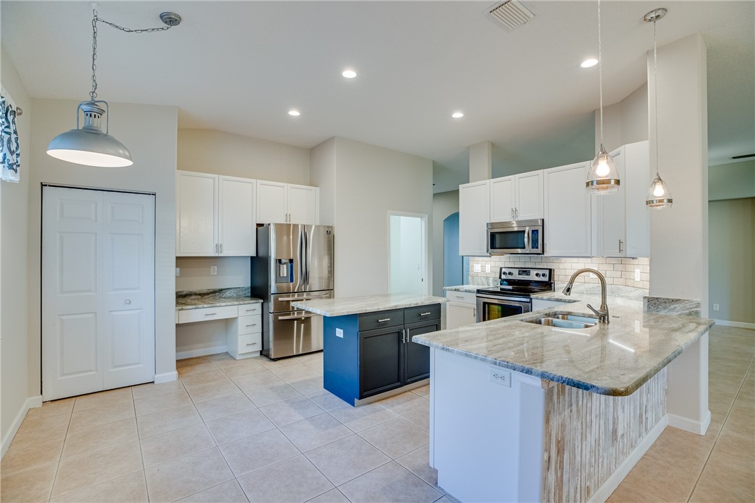 3801 Kitty Hawk Lane SW
