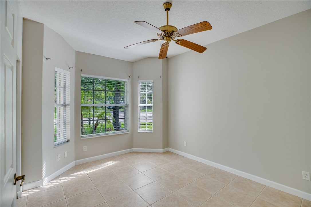 3801 Kitty Hawk Lane SW