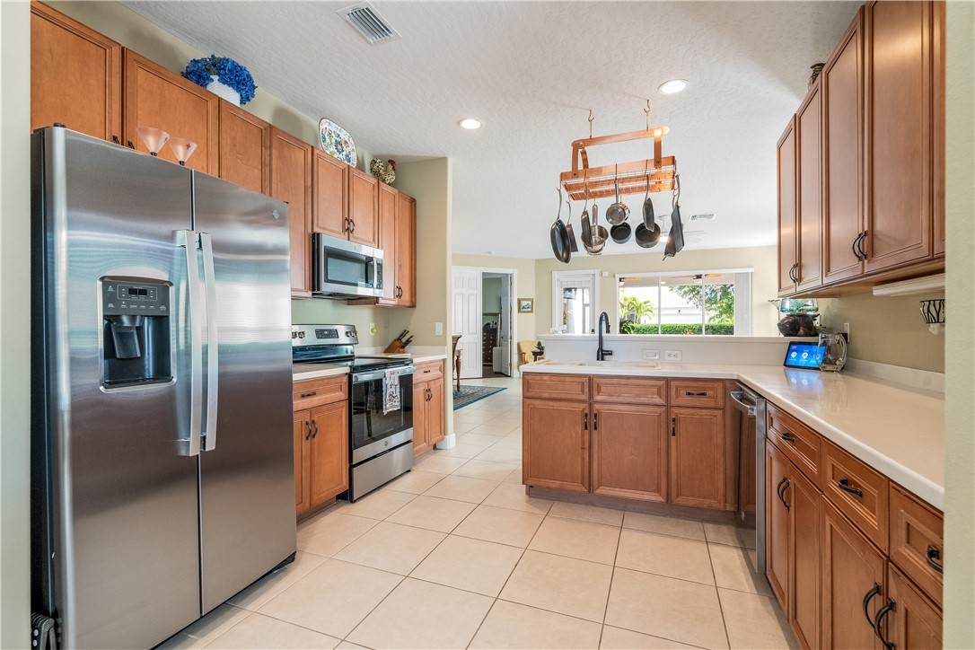 7580 14th Lane