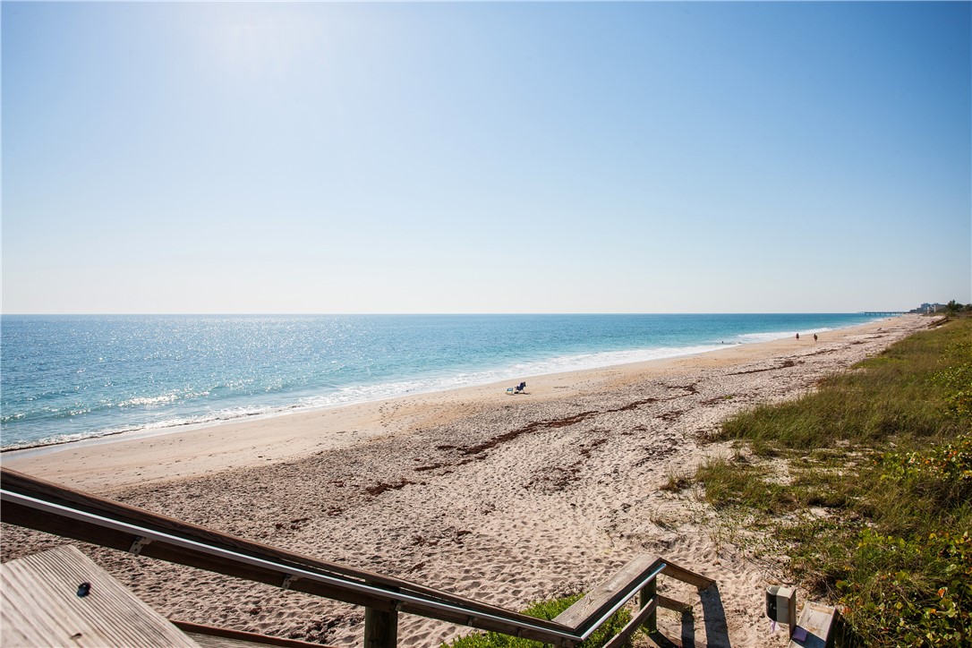 5400 Highway A1A D23