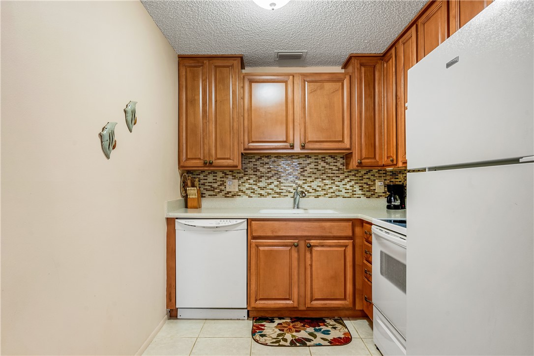 5400 Highway A1A D23