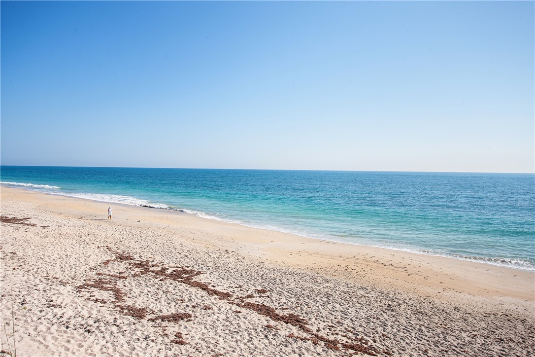 5400 Highway A1A D23