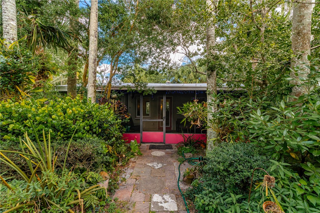 2661 Victory Boulevard