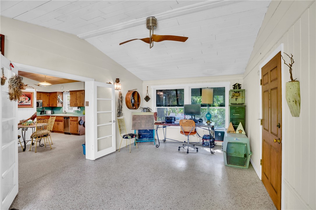 2661 Victory Boulevard