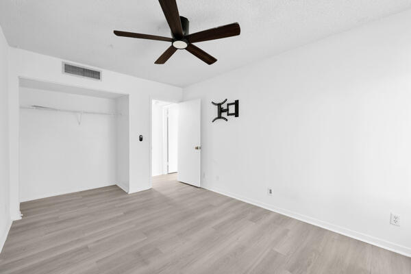 150 Pineview Road J6