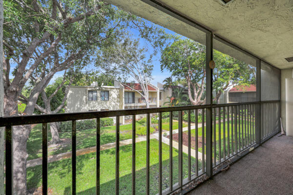 150 Pineview Road J6
