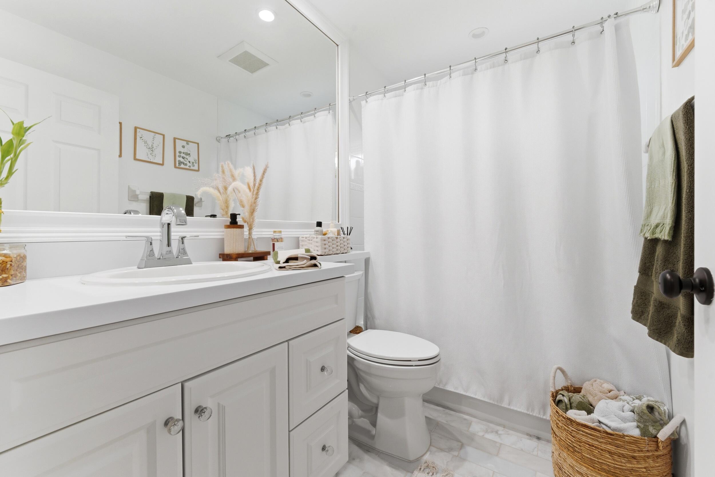 371 Evergreen Avenue