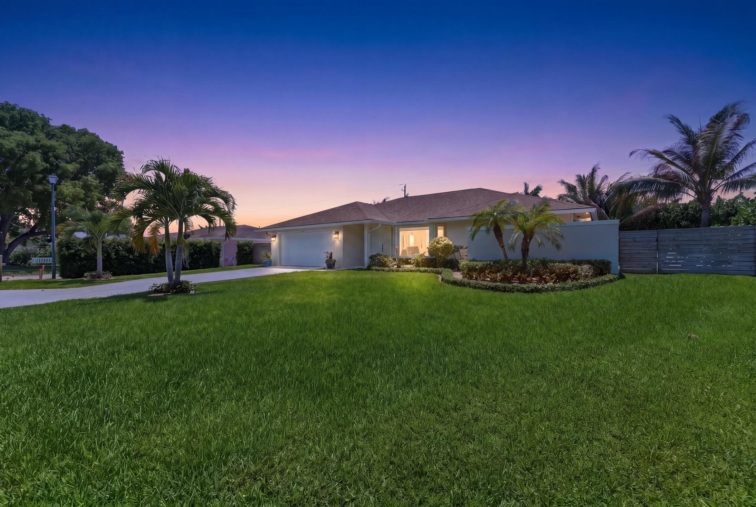 371 Evergreen Avenue