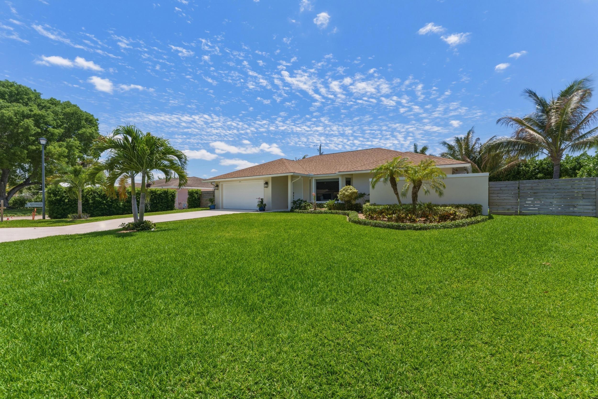 371 Evergreen Avenue