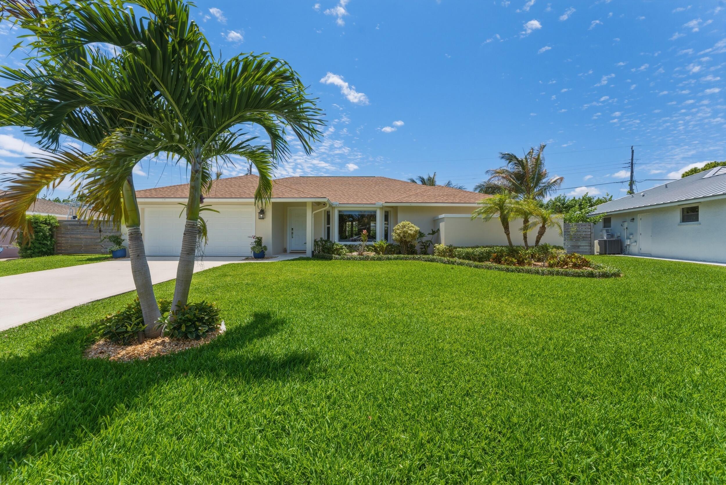 371 Evergreen Avenue