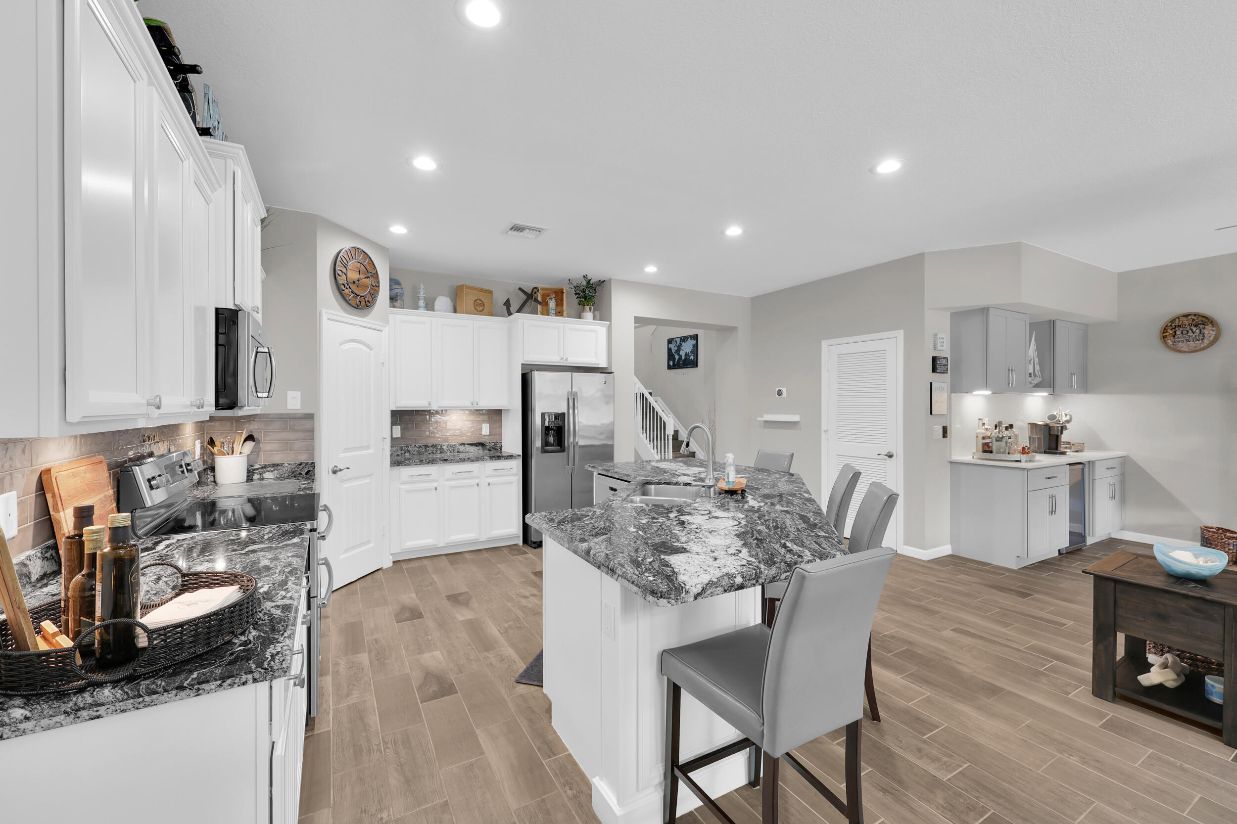 7147 LIMESTONE CAY Road, Limestone Creek