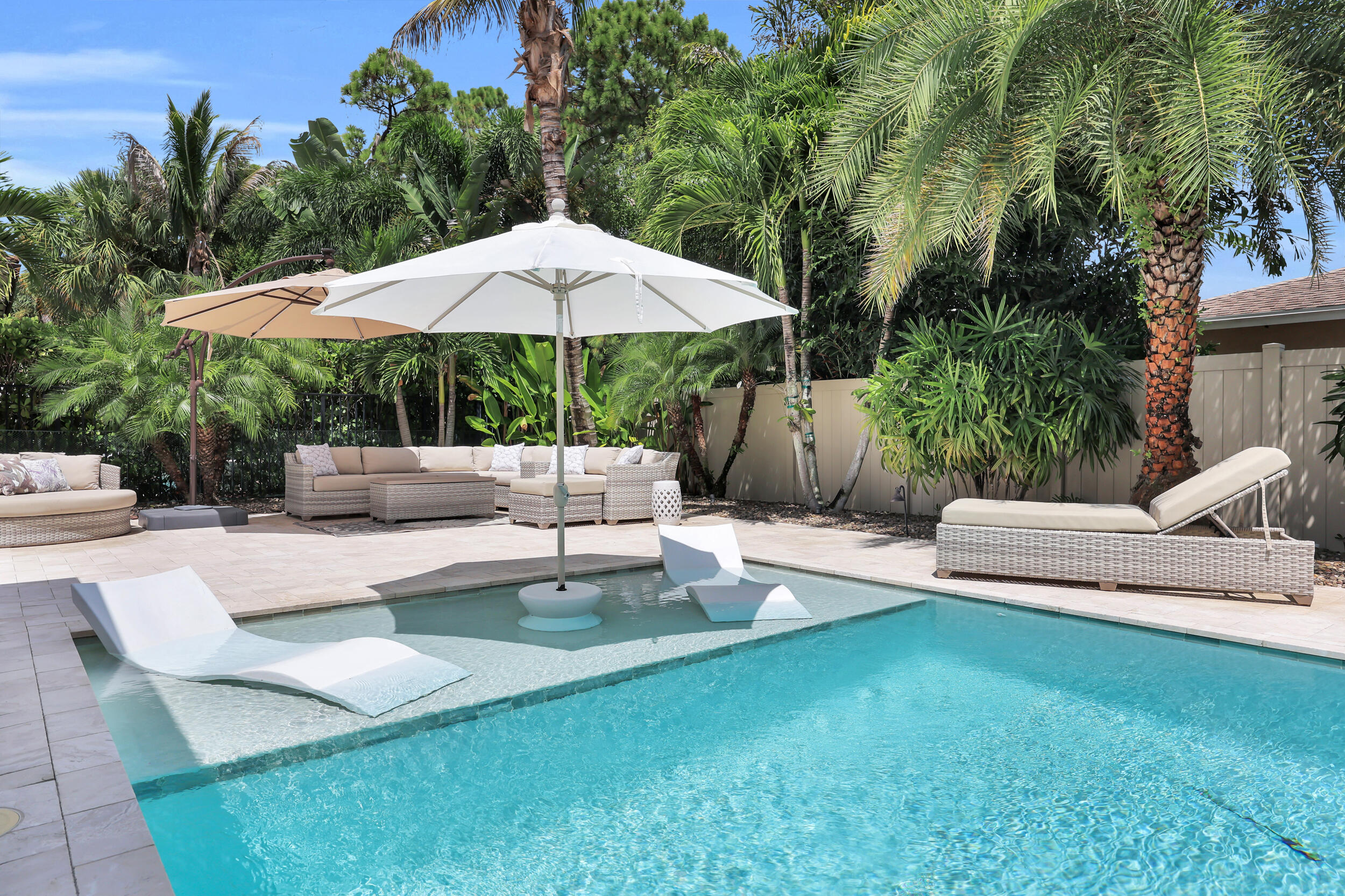 7147 LIMESTONE CAY Road, Limestone Creek
