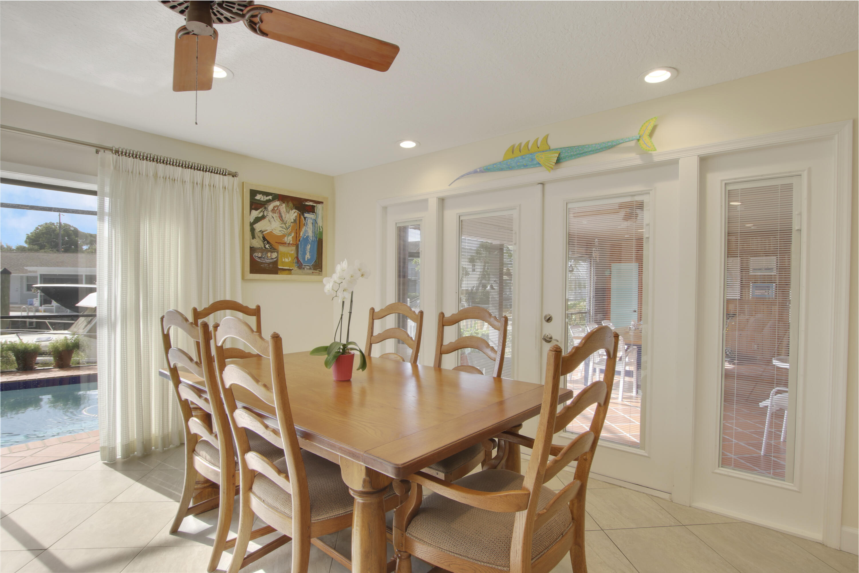 945 Dolphin Drive