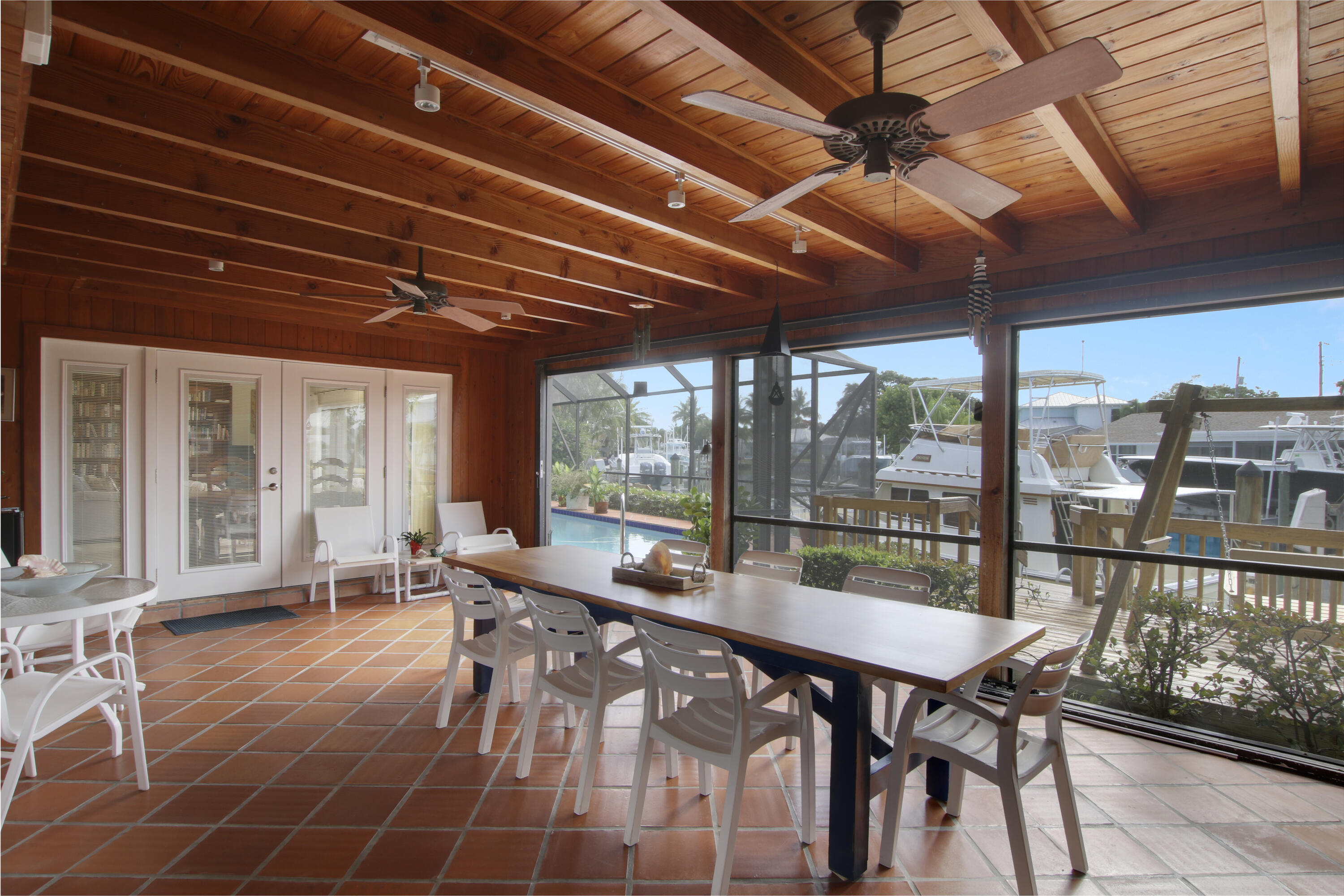 945 Dolphin Drive