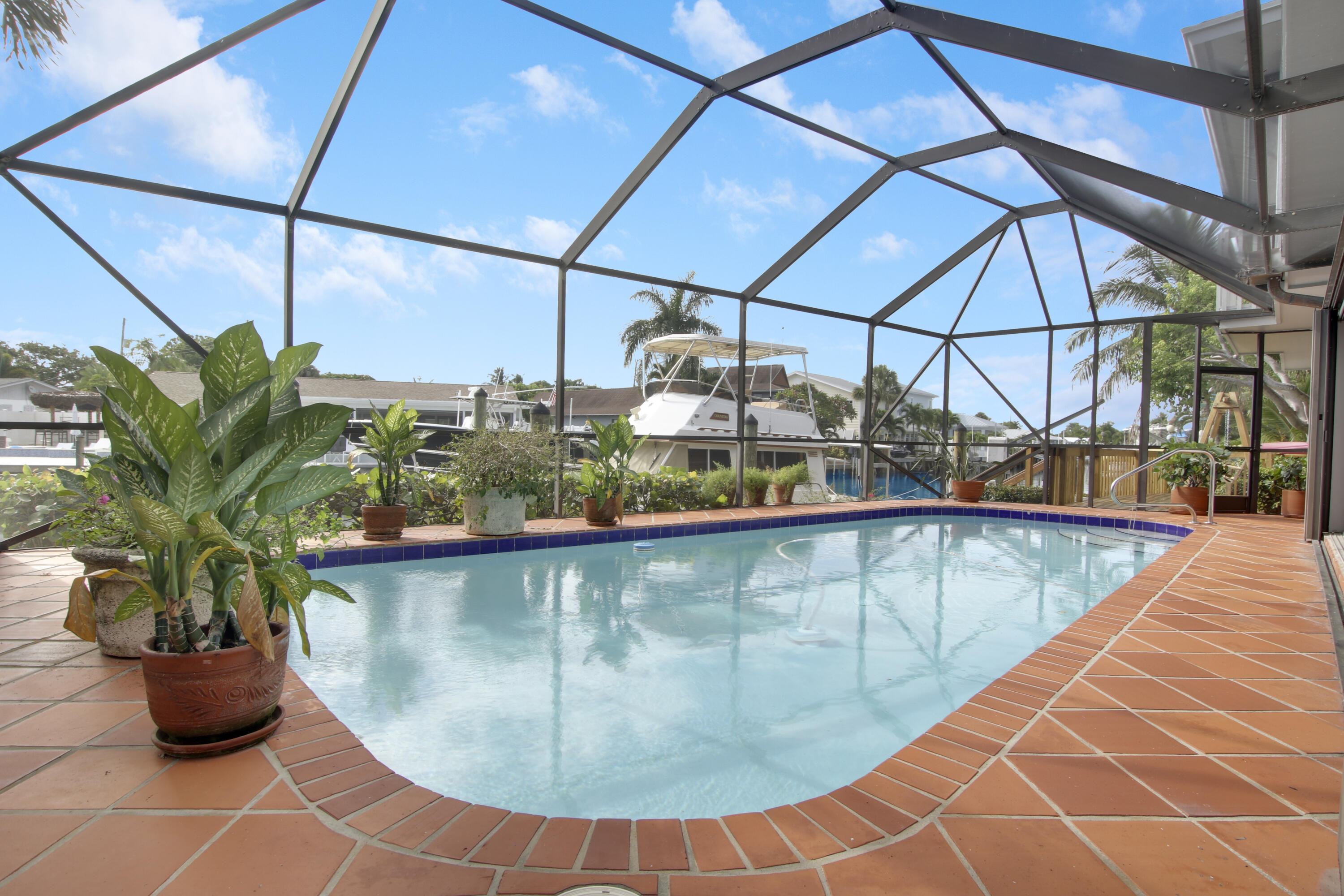 945 Dolphin Drive