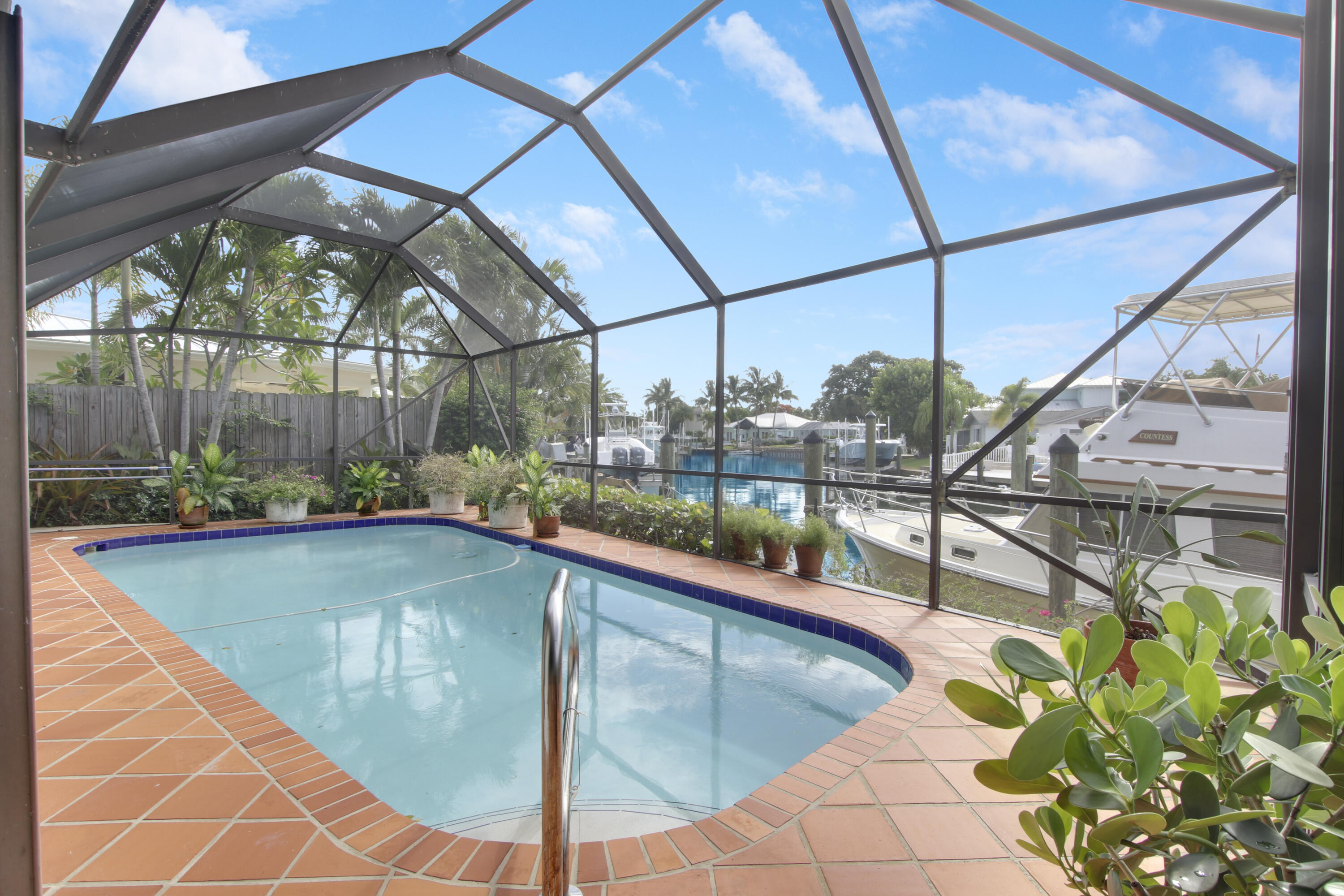 945 Dolphin Drive
