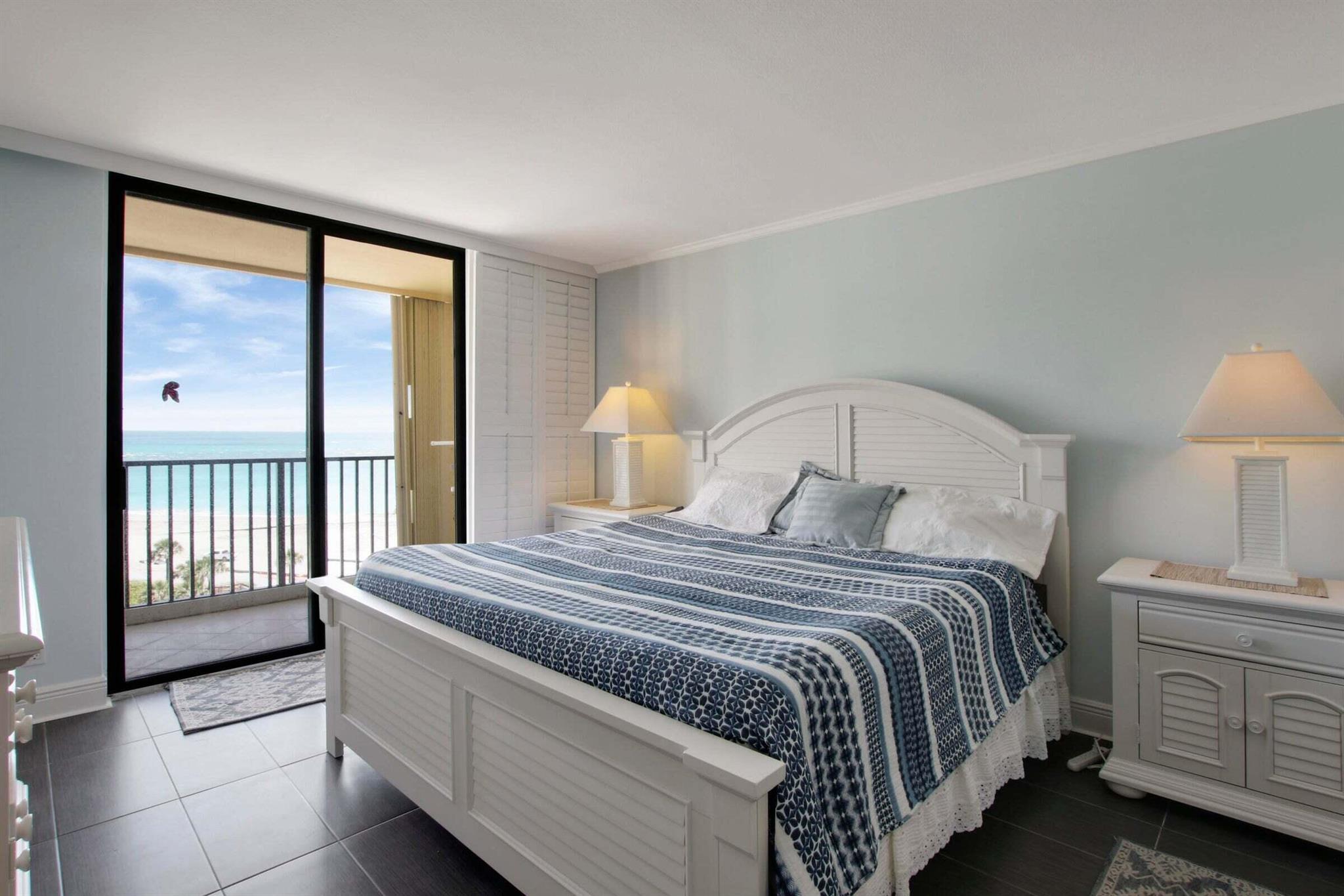 300 Ocean Trail Way 804