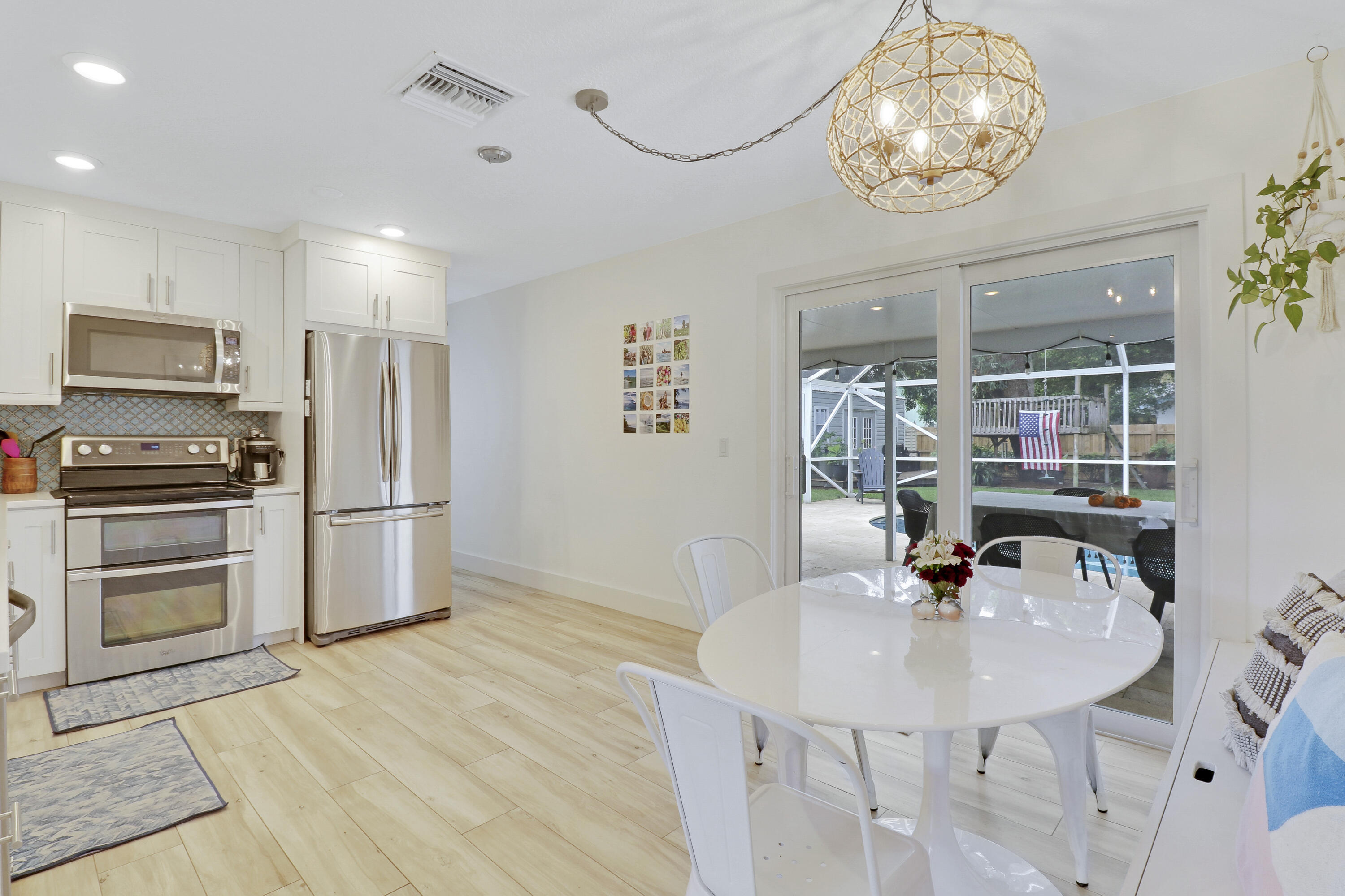 14313 Evelyn Drive